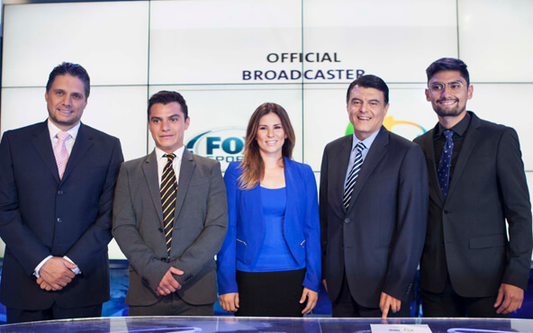 Carlos Mercenario, Yahel Castillo, Juan Manuel Rotter, Brenda Magaña, Idulio Islas e Ivar Sisniega