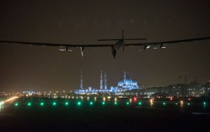 Aterrizaje avión Solar Impulse y ABB