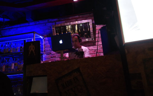 La música House se instalará una hora en la Niuyorquina