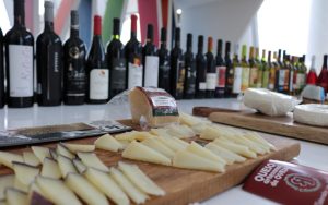 Quesos y vinos producidos en el estado de Querétaro