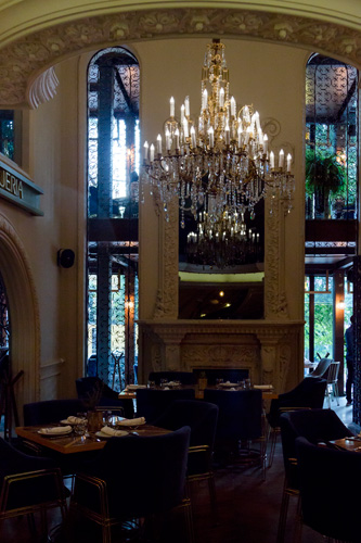 El candelabro en cuestión