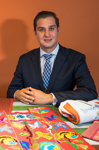 Luis Alonso Robles, Presidente de la Asociación Jóvenes Unidos Desarrollando Oaxaca A.C. 